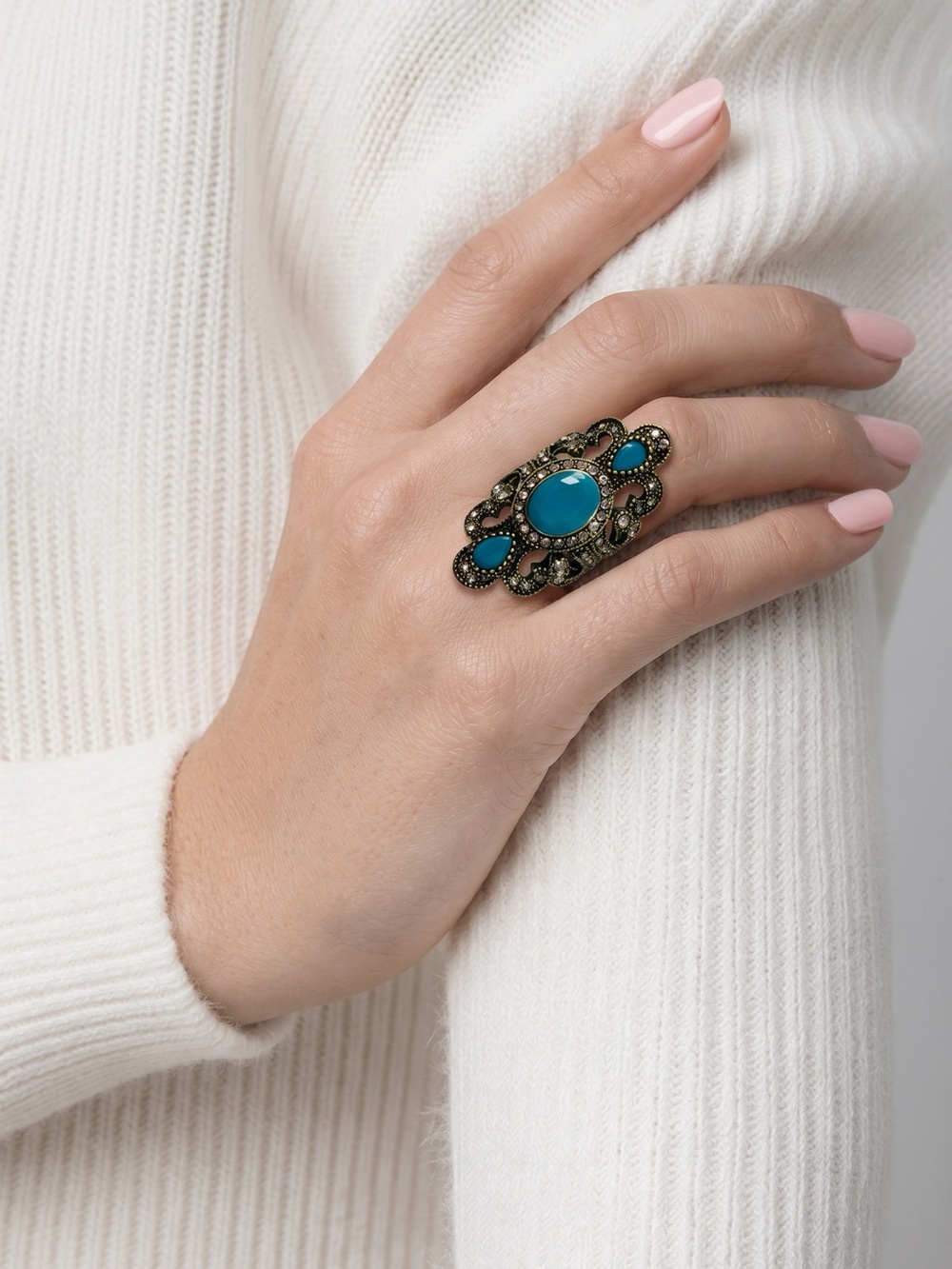 Vintage Design Faux Turquoise & Rhinestone Cocktail Ring Size 7 3/4